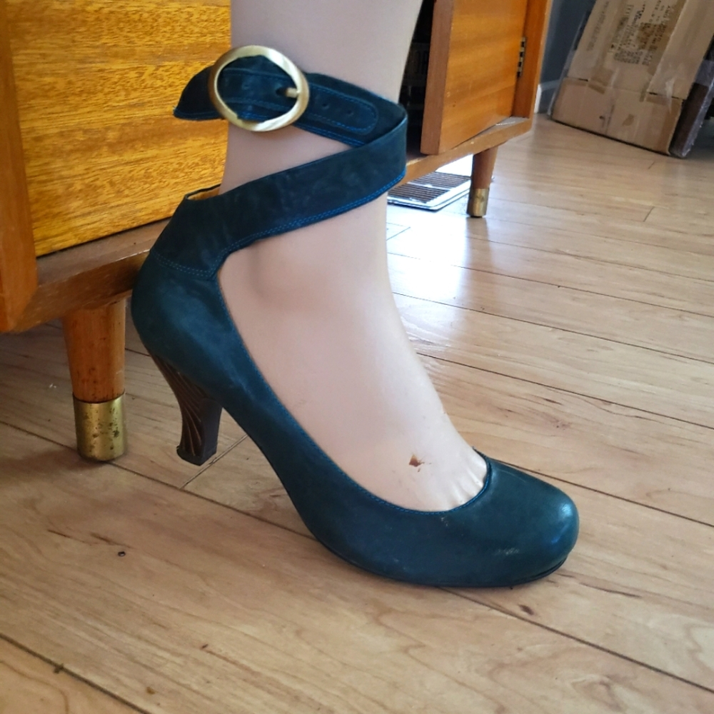 Super cute Jeffery Campbell Ibiza Last mary Jane's forest green 9.5